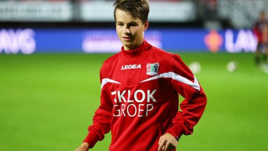 Rapport scouting et statistique : Dirk Proper (NEC Nimègue)
